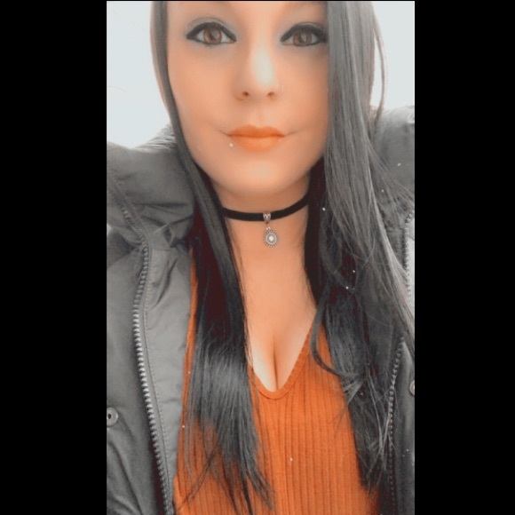 Meet your Posher, Andrea 💀 - Picture 4 of 6